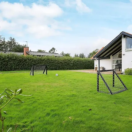 Holiday home 4 Star In Struer *