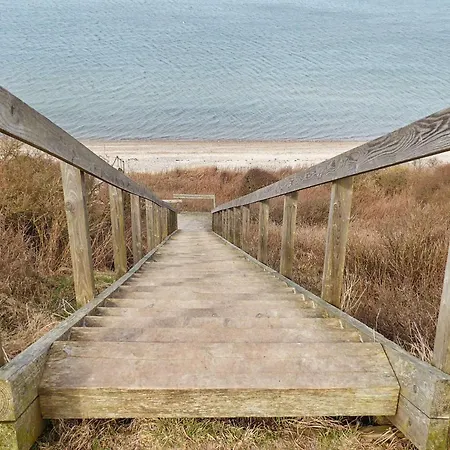 4 Star In Struer Remmer Strand